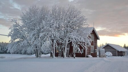 Sami People and Arctic Exploration History